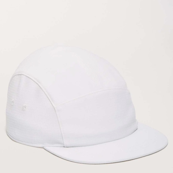 Lululemon Five Times Hat in White - Picture 2 of 3